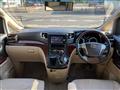 2009 Toyota Alphard