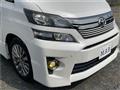 2014 Toyota Vellfire