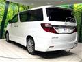 2013 Toyota Alphard