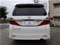 2013 Toyota Alphard