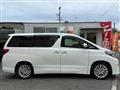 2014 Toyota Alphard