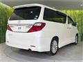 2013 Toyota Alphard