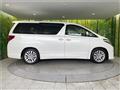 2013 Toyota Alphard