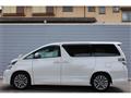 2014 Toyota Vellfire