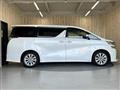 2016 Toyota Vellfire