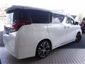 2015 Toyota Alphard
