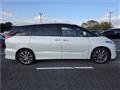 2016 Toyota Estima