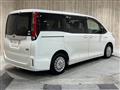 2015 Toyota Noah