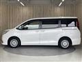 2015 Toyota Noah