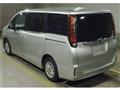 2016 Toyota Noah