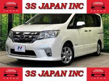2013 Nissan Serena