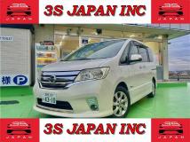 2013 Nissan Serena