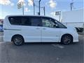 2015 Nissan Serena