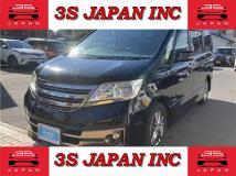 2013 Nissan Serena