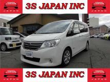 2013 Nissan Serena