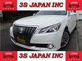 2014 Toyota Crown Majesta