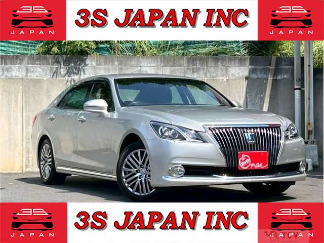 2016 Toyota Crown Majesta