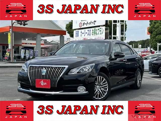 2016 Toyota Crown Majesta