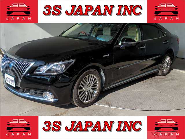 2014 Toyota Crown Majesta