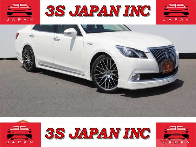 2014 Toyota Crown Majesta