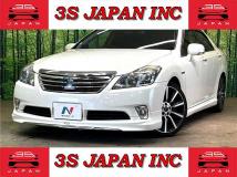 2012 Toyota Crown Hybrid