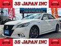 2014 Toyota Crown Hybrid