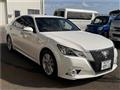 2015 Toyota Crown Hybrid