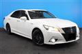 2015 Toyota Crown Hybrid