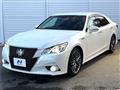 2013 Toyota Crown Hybrid