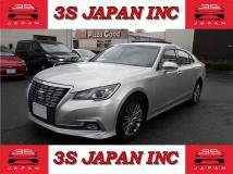 2015 Toyota Crown Hybrid