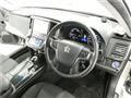 2013 Toyota Crown Hybrid