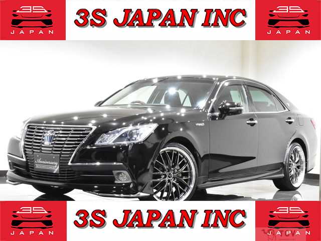 2013 Toyota Crown