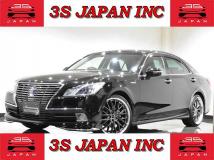 2013 Toyota Crown