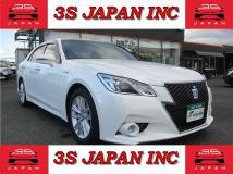 2014 Toyota Crown Hybrid