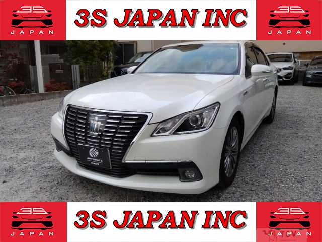 2013 Toyota Crown