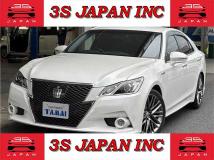 2015 Toyota Crown Hybrid