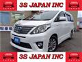 2013 Toyota Alphard Hybrid