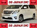 2012 Toyota Alphard Hybrid