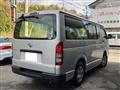 2004 Toyota Hiace Van