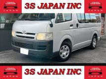 2004 Toyota Hiace Van
