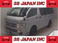 2011 Toyota Hiace Van