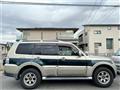 2006 Mitsubishi Pajero