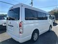 2010 Toyota Hiace