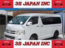 2013 Toyota Hiace