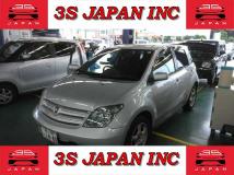 2004 Toyota IST