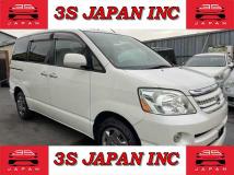 2005 Toyota Noah