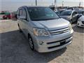 2004 Toyota Noah