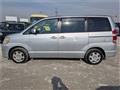 2004 Toyota Noah