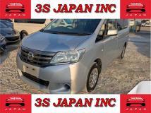 2013 Nissan Serena