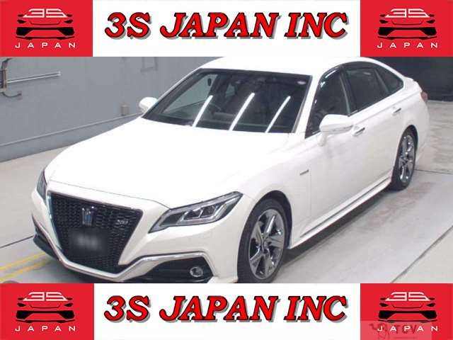 2018 Toyota Crown Hybrid